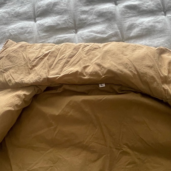 Cropped Vest - Picture 2 of 3